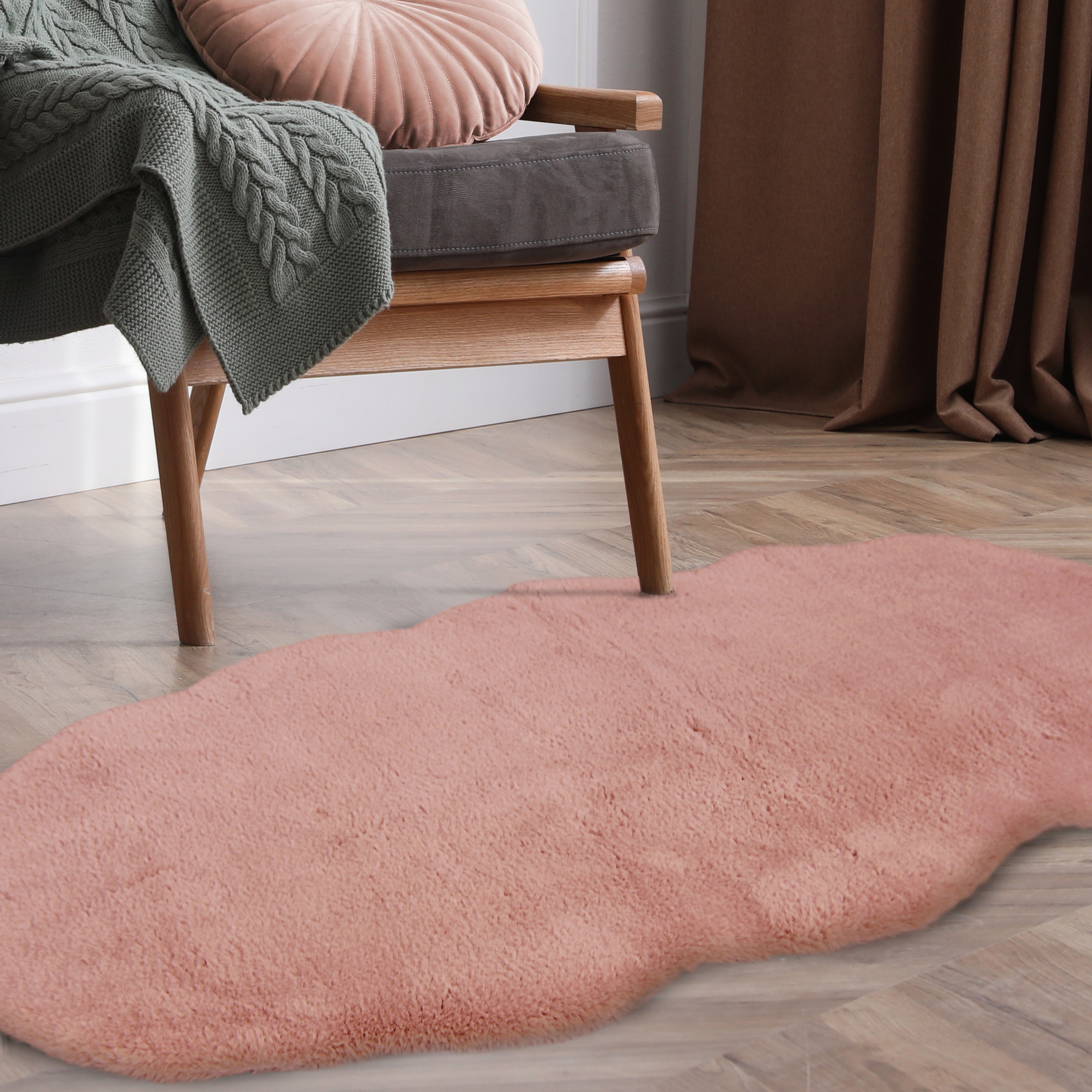 Luxury Faux Fur Plain Modern Shaped Rug 1 In Blush Pink